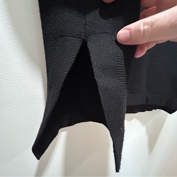 lillusory Women's Black Oversized Turtleneck with Dropped Shoulders - Medium - Picture 6 of 7